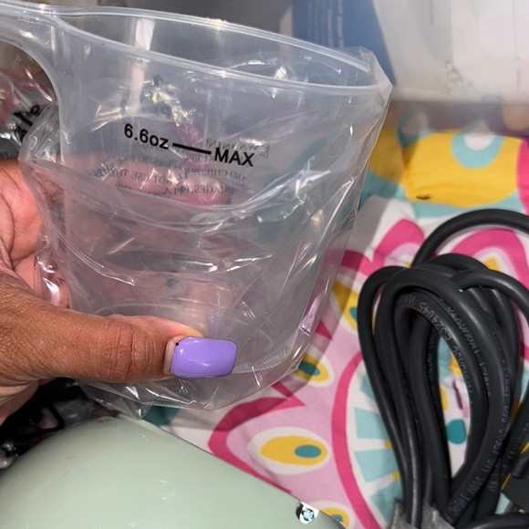 Bissell SteamShot Deluxe Handheld Steamer - Picture 7 of 10